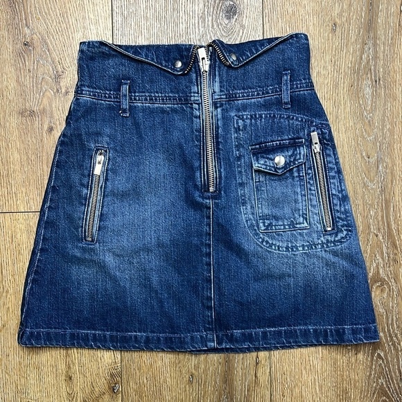 NWT The Kooples The Western Buckle Denim Skirt Size 1/25-26US - Picture 2 of 7